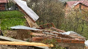 Klizište u banjalučkom naselju Lauš (Foto)