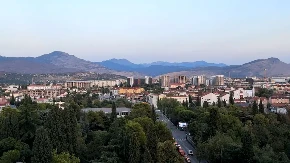 Birali najružniji glavni grad na Balkanu: Mrtva trka između dvije prijestonice