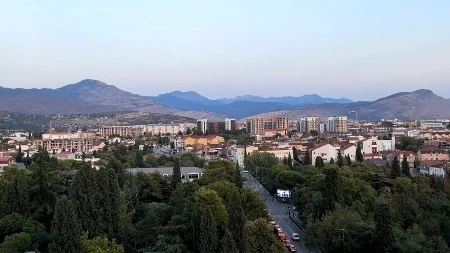 Birali najružniji glavni grad na Balkanu: Mrtva trka između dvije prijestonice