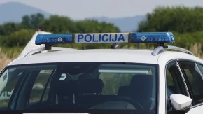 U lančanom udesu u BiH nekoliko povrijeđenih: Obustavljen saobraćaj