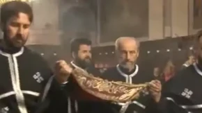 Svetinja koja potresa vjernike: Evo šta zaista znači plaštanica