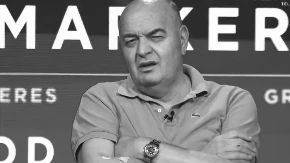 Dirljive scene u Areni: Grobari odaju počast legendi Dušku Vujoševiću