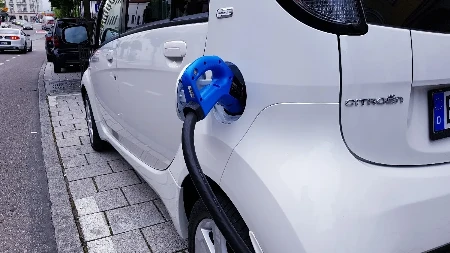 Električni automobili prvi put traženiji benzinaca u Njemačkoj