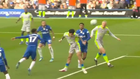 Siti razbio Čelsi: Trka za titulu ponovo otvorena