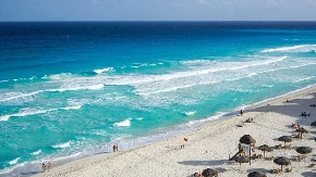 Turistički haos pred sezonu: Jedni otkazuju, drugi love najjeftinije aranžmane