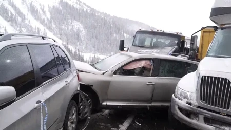 Lančani sudar na auto-putu: Učestvovalo 75 vozila (VIDEO)