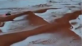 Snijeg u pustinji: Saudijska Arabija se preko noći pretvorila u ledenu bajku!