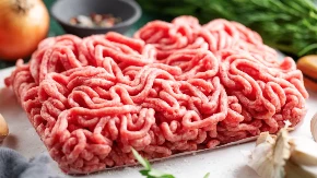 Istina o bijelim tragovima u mljevenom mesu: Šta zaista kupujete po akcijskim cijenama?