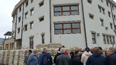 Podijeljeno 1.200 paketa sjemenskog krompira