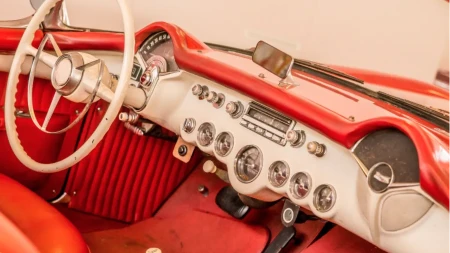 Skup suvenir: Federacija BiH naplaćuje najskuplje osiguranje za oldtajmere