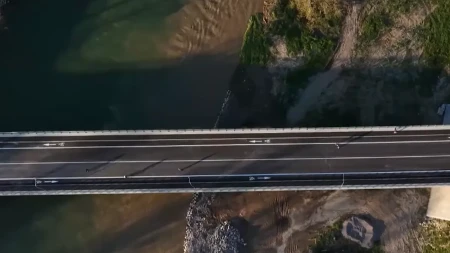 "Putevi RS": Grad Banjaluka dužan da uradi rasvjetu na mostu u Česmi