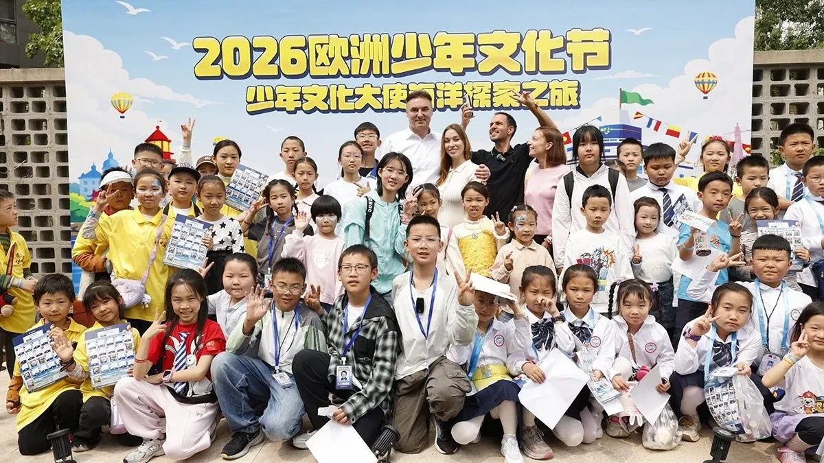 BiH zablistala u Pekingu: Studenti i poznati putopisac privukli mase