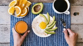 Jedete u pogrešno vrijeme? Ovo može biti razlog zašto ne mršavite