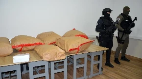 Četiri lica uhapšena u akciji "Brazil" u Gradišci: Zaplijenjena droga u vrijednosti 200.000 KM