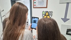 Djeca ponovo „zbrinjavaju radioaktivni otpad“ kroz igru: Šokantna posjeta Info centru u Dvoru (FOTO)