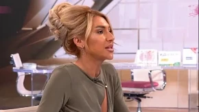 Jovana Jeremić ponovo ostavlja bez komentara: Baba mi je umrla dok je gledala filmove za odrasle