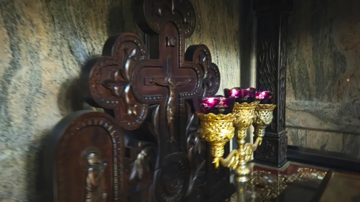 Incident u pravoslavnoj crkvi na Pobusani ponedjeljak: Uništene ikone Isusa Hrista i Bogorodice