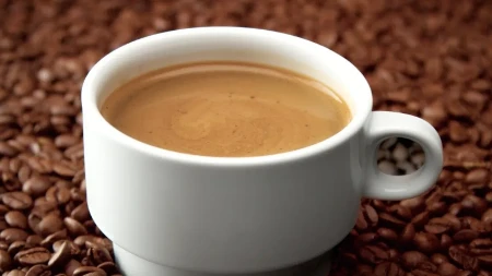 Kafa sa maslinovim uljem: Novi trend "oleato" i njegove prednosti za zdravlje