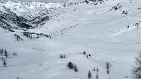 Zimska idila u aprilu: Snijeg zabijelio Kopaonik, temperature u minusu