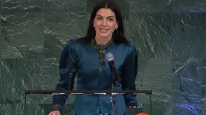 Anne Hathaway proglašena najljepšom ženom svijeta