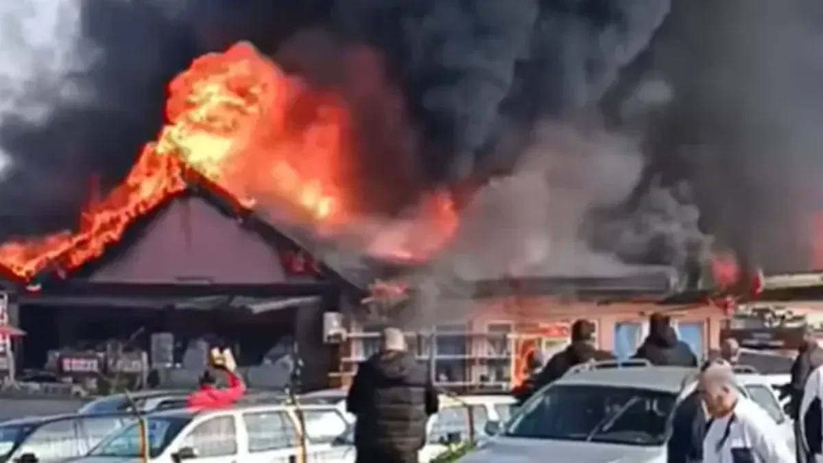 Vatra guta sve pred sobom: Izbio veliki požar u Bugojnu (VIDEO)