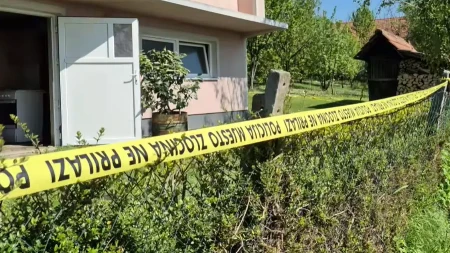 Objavljeni detalji užasa u Srebreniku: Žena izbodena nožem, muž se objesio (VIDEO)