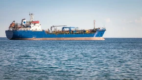 Ormuskim moreuzom za dan prošlo samo 5 brodova