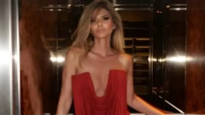 Melina se plaši da joj drugarice ne preotmu milionera, pa ih nije ni zvala na svadbu: „Zna ona ko vreba bogataše“