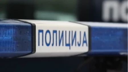 Razbojnici mučki napali dedu (67): Tukli ga lopatom u glavu, pa pobjegli njegovim vozilom