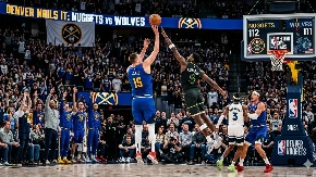 Nemoć i bijes Nikole Jokića: Srbin urlao na saigrače tokom debakla Denvera u Minesoti