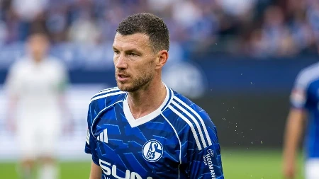 Povratak Dijamanta: Poznato kada Edin Džeko ponovo izlazi na teren