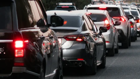 Haos u saobraćaju: Kod Prijedorske petlje vozači čekaju 40 minuta