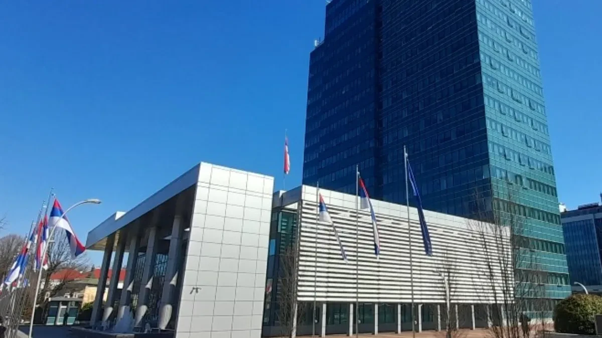 Vlada Srpske pokrenukla iniciativu: Obezbjeđuje se posao za 500 djece poginulih boraca