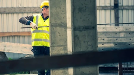 Robot se ne žali i ne kasni! Vaska iz Niša unijela revoluciju u građevinu – evo koliko plaća radnike iz Indije