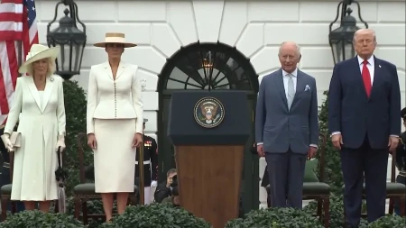 Tramp ugostio britansku kraljevsku porodicu