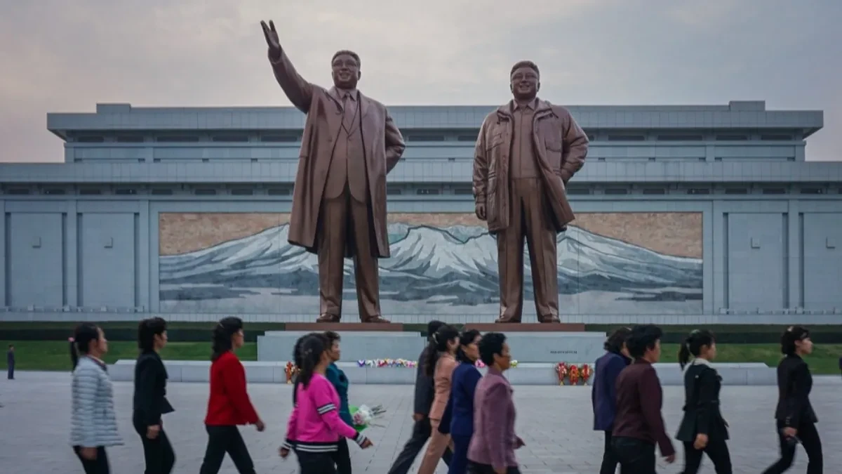 Najbrutalnije kazne u Sjevernoj Koreji koje lede krv u žilama: Kuće se prodaju da bi se izbjegao logor, ljude pretvaraju u prah i pepeo