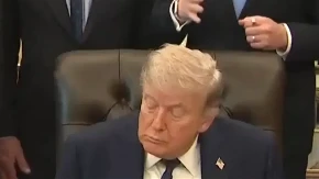 Tramp poručio da je blokada efikasnija od bombardovanja