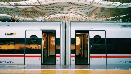 Tragedija izbjegnuta za dlaku: Putnici u vozu savladali naoružanog napadača