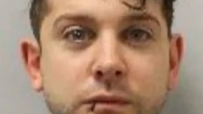 Monstrum koji je glumio zvijezdu: Ros Dejvidson ide na dugogodišnju robiju zbog predatorskog ponašanja i bolesnih fetiša