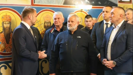 Stanivuković posjetio Hram Uspenja Presvete Bogorodice u Mokrom