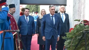 Obilježen Dan policije Republike Srpske: Služen parastos i položeni vijenci poginulim pripadnicima MUP-a