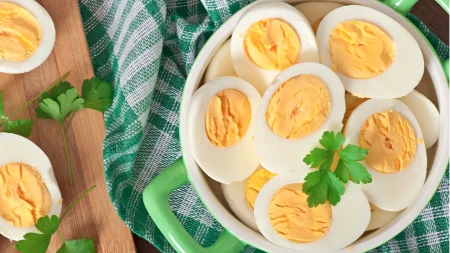 Jednostavni trikovi za kuvanje jaja: Kako spriječiti pucanje ljuske i olakšati guljenje