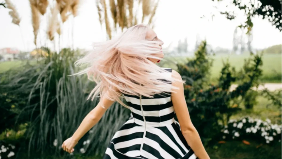 Zaboravite na brinete, stiže hit boja koja osvaja elegancijom i toplinom