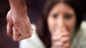 Muškarac iz Berkovića optužen za nasilje nad ženom: "Odeš li u policiju, dženaza ti je"