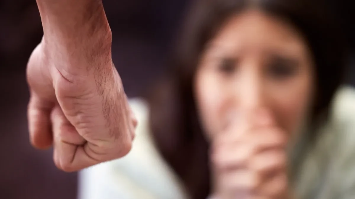 Muškarac iz Berkovića optužen za nasilje nad ženom: "Odeš li u policiju, dženaza ti je"