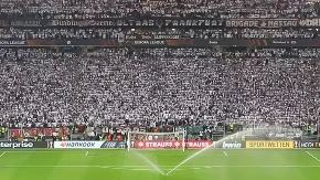 Tuga u Frankfurtu: Navijač preminuo nakon srčanog zastoja tokom utakmice Bundeslige