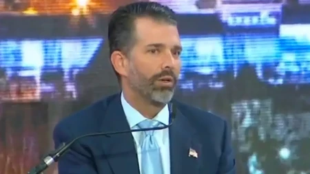 Tramp Mlađi na početku panel diskusije komentarisao dešavanja na globalnom nivou