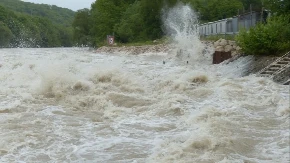 Poplave u Avganistanu odnijele 132 života