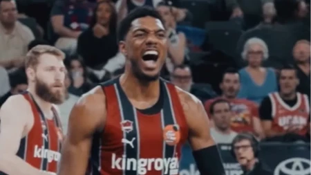 Transfer bomba na pomolu: Zvezda pregovara sa Forestom