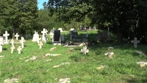 Više od pola godine tišine: Zašto Zenica ne želi da pronađe rušitelje pravoslavnog groblja?